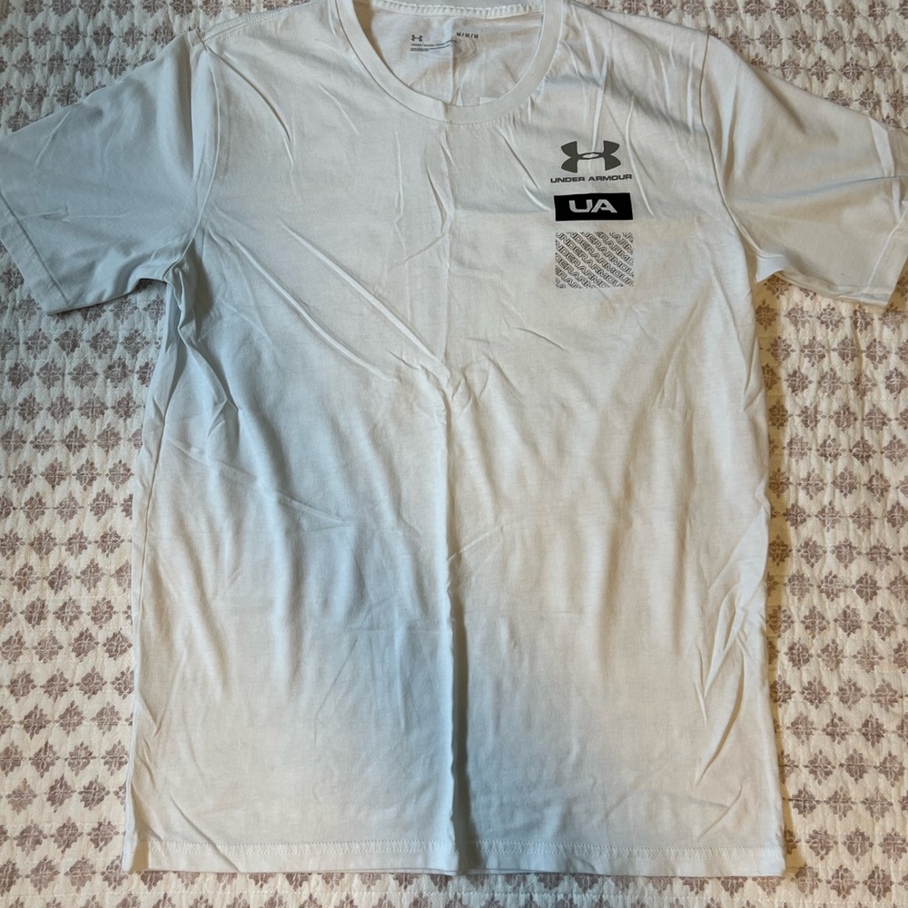 Under Armour Men's Light Gray Short Sleeve Tee